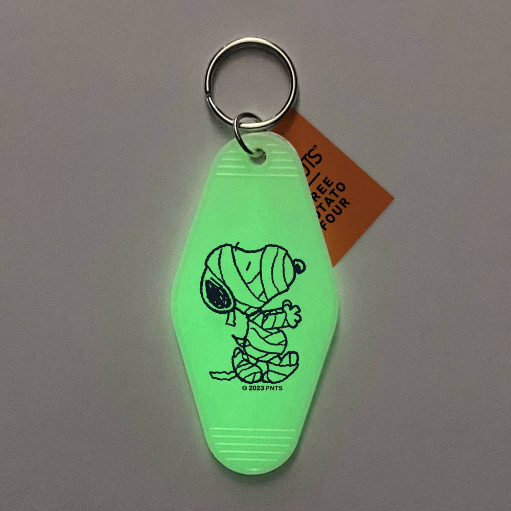 3P4 x Peanuts® - Snoopy Mummy Key Tag (Glow In The Dark!)