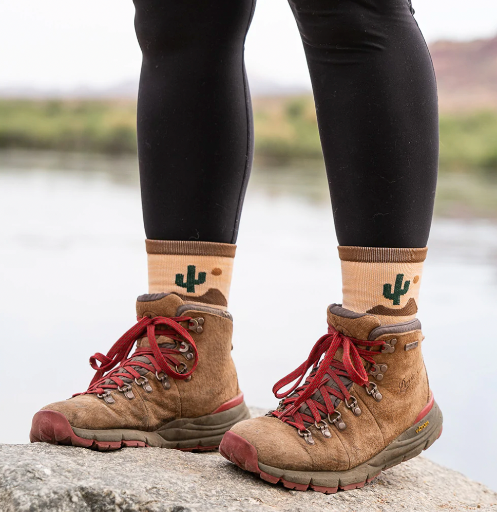 Lone Cactus Camp & Trail Mid Socks