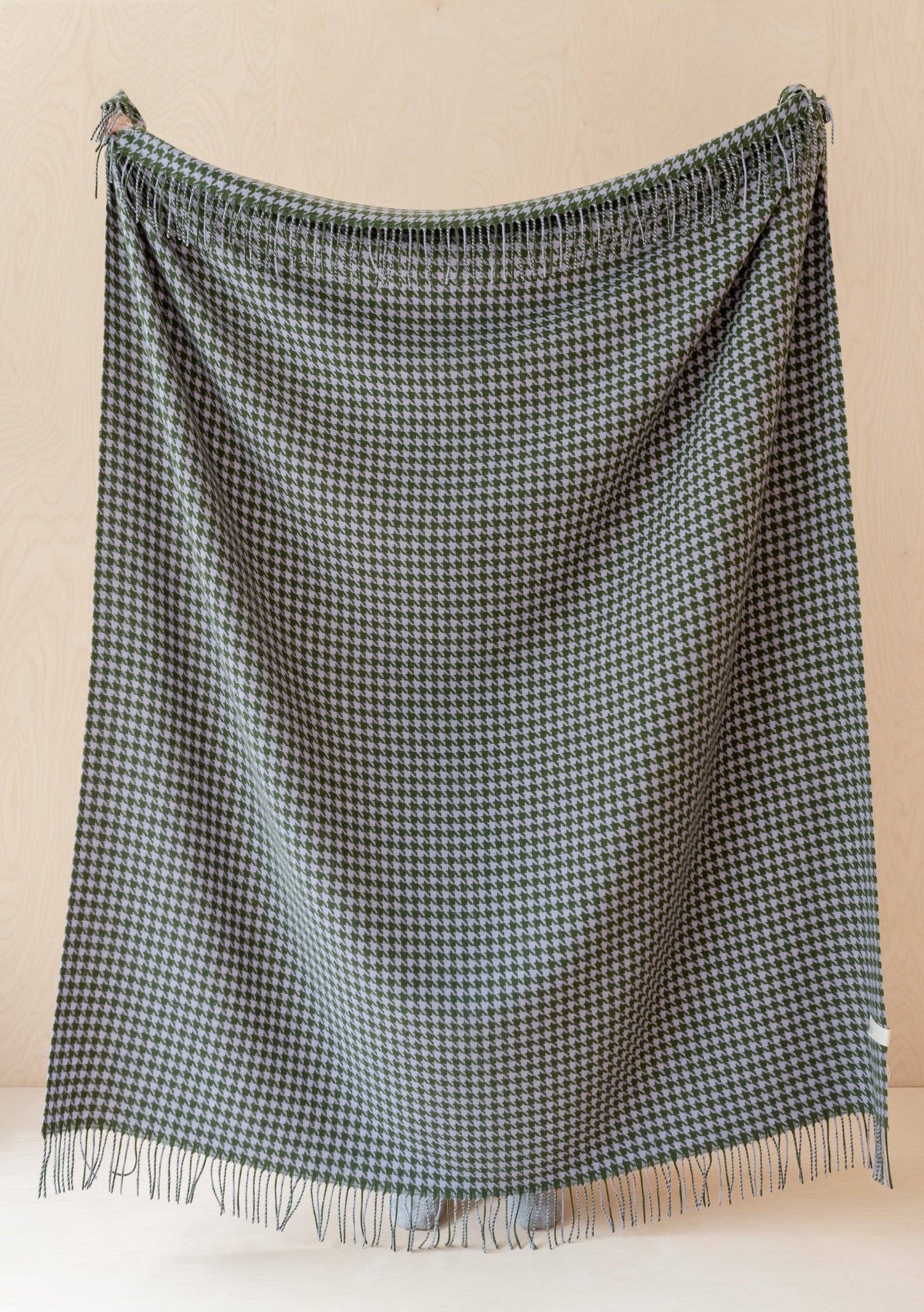 Lambswool Blanket in Olive Houndstooth